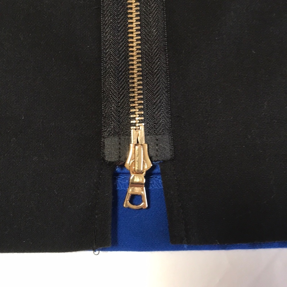 Cache Blue And Black Color Block Zip Back Dress - image 6